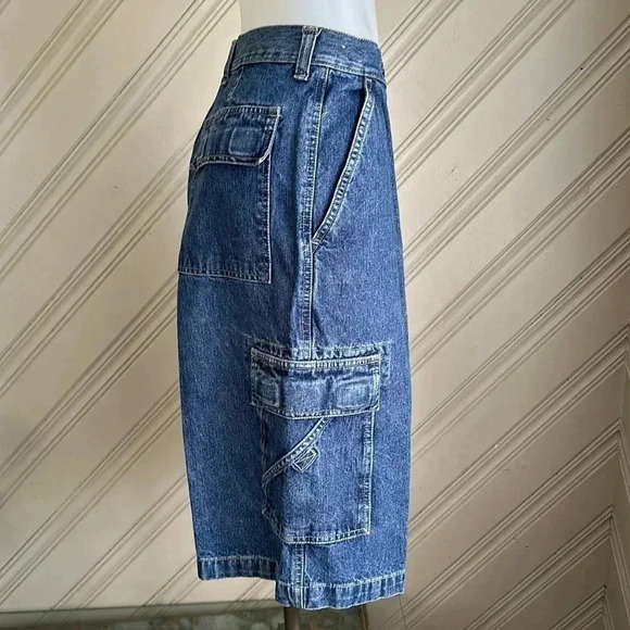 Vintage Denim Cargo Style Shorts Size 33 - Picture 4 of 12